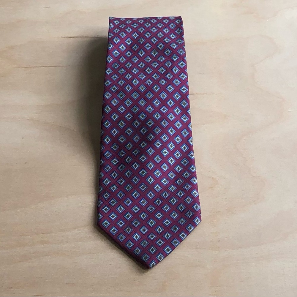 Windsor Burgundy and Blue Neck Tie One Size.